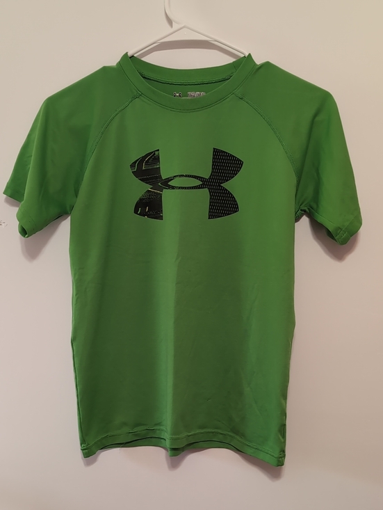 Under Armour Other - Under Armour Green Short Sleeve Logo Tee Shirt Size Youth Medium